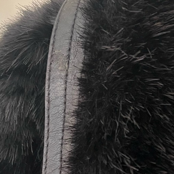 Bebe beautiful faux fur jacket - Picture 3 of 6